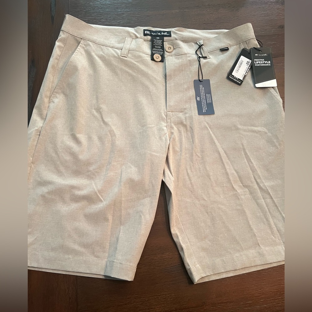 NWT Travis Mathew Men’s Beck Shorts 36 Khaki Stretch Waistband Performance!
